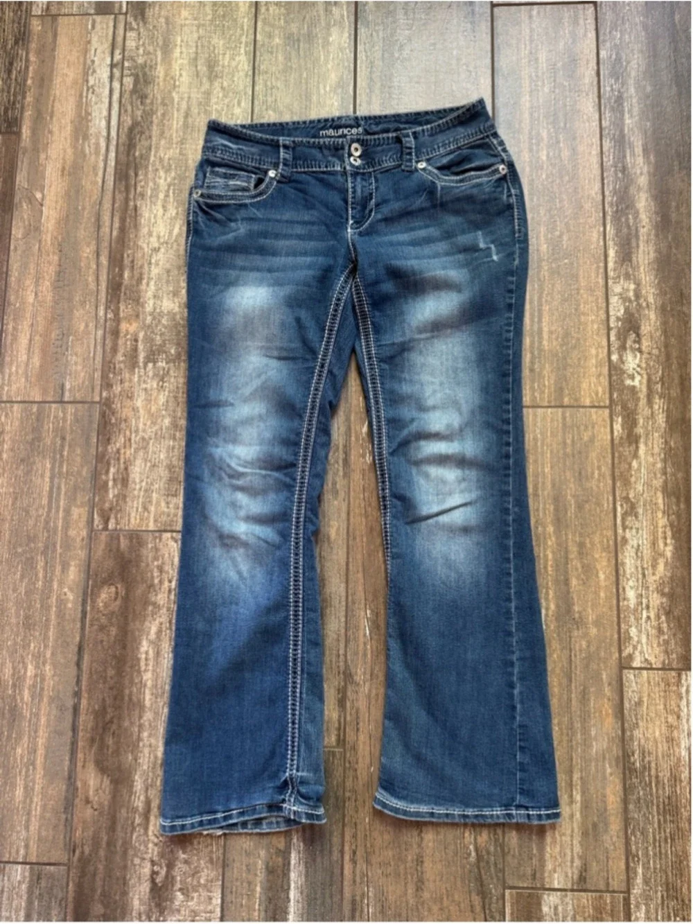 Maurices Distressed Blue Back Flap Pocket Stretch Jeans size 7/8 short